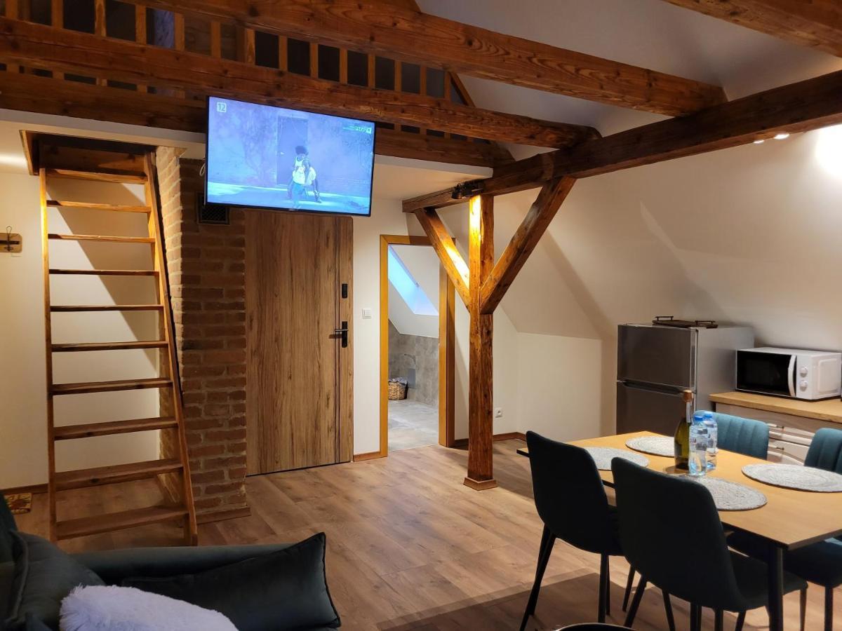 Apartamenty Komarno 46 Jacuzzi&Sauna Exterior photo